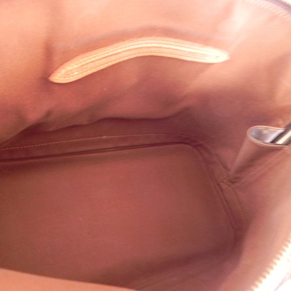 Louis Vuitton Alma no cracks/no odor - Picture 5 of 8